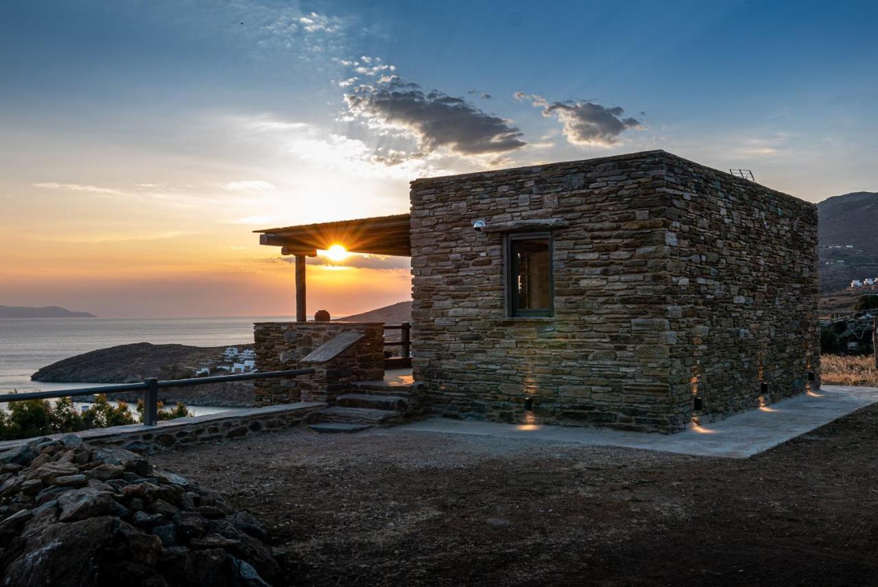 Aerino Seaside Villa Agios Romanos Bagian luar foto