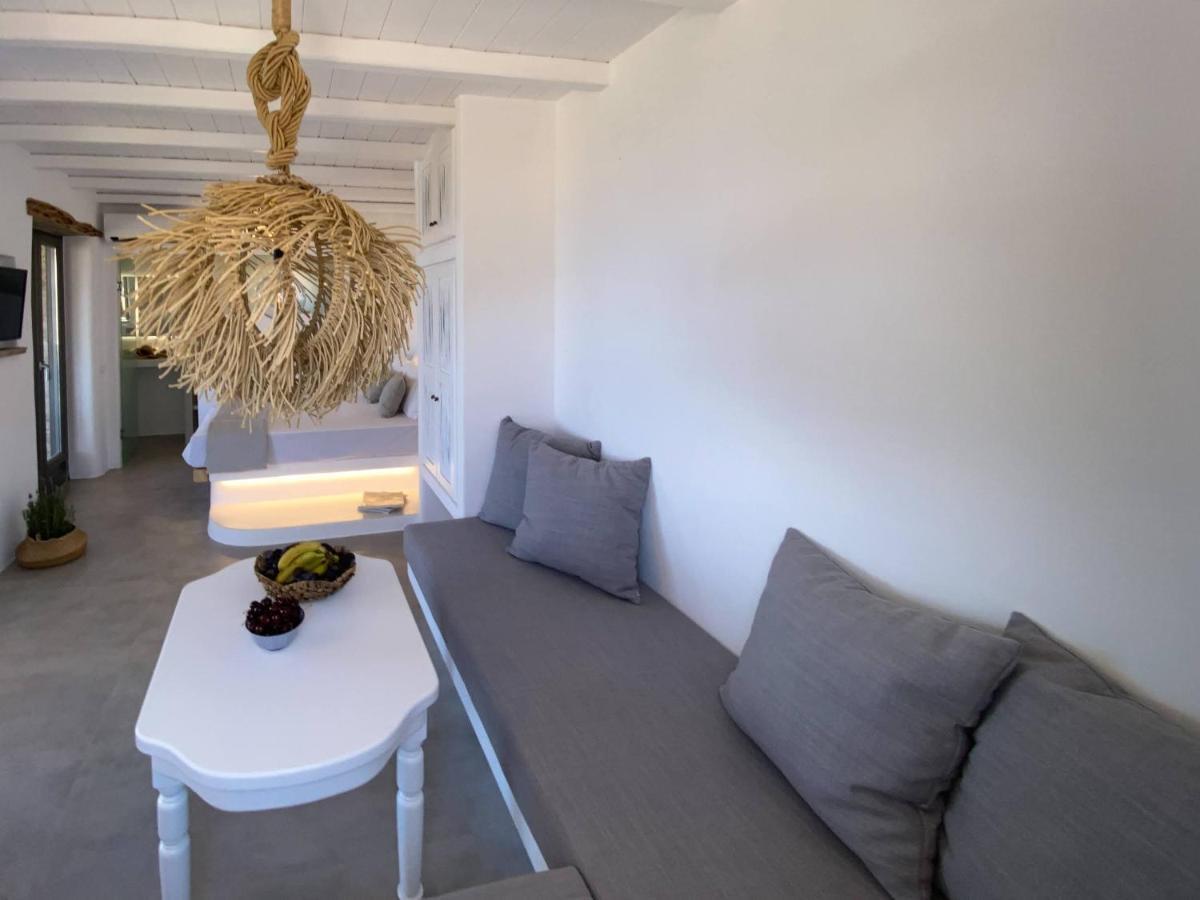 Aerino Seaside Villa Agios Romanos Bagian luar foto