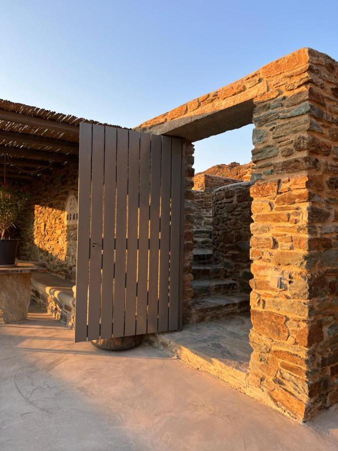 Aerino Seaside Villa Agios Romanos Bagian luar foto