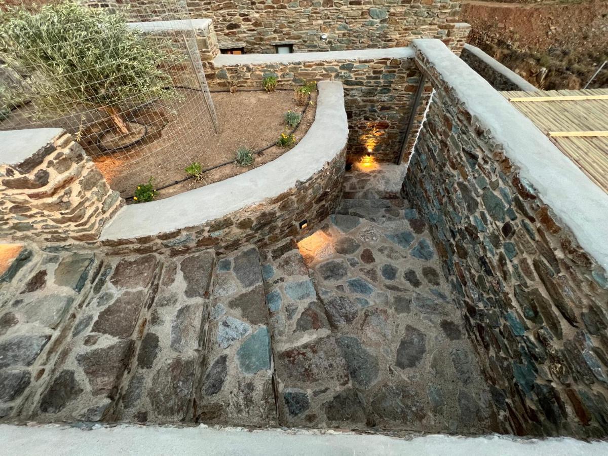 Aerino Seaside Villa Agios Romanos Bagian luar foto
