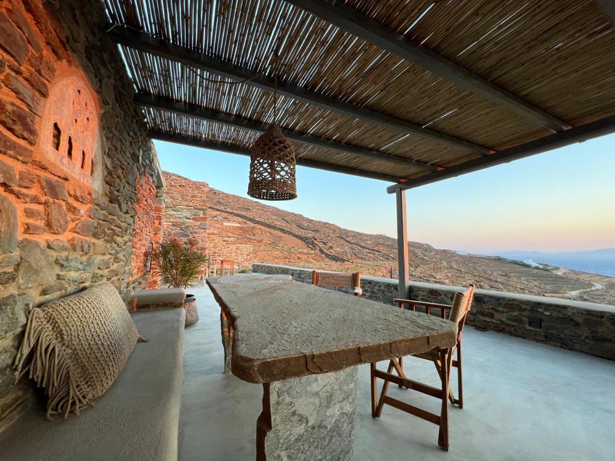 Aerino Seaside Villa Agios Romanos Bagian luar foto