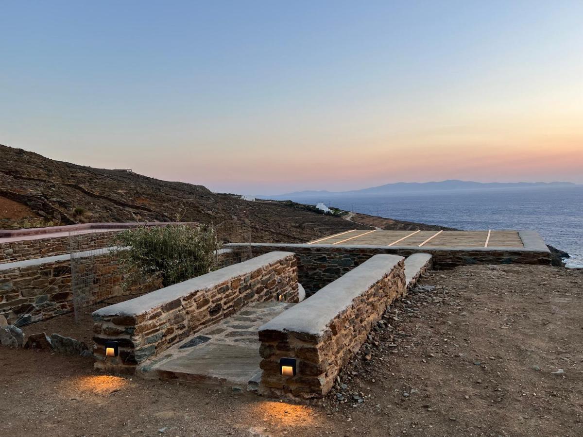 Aerino Seaside Villa Agios Romanos Bagian luar foto