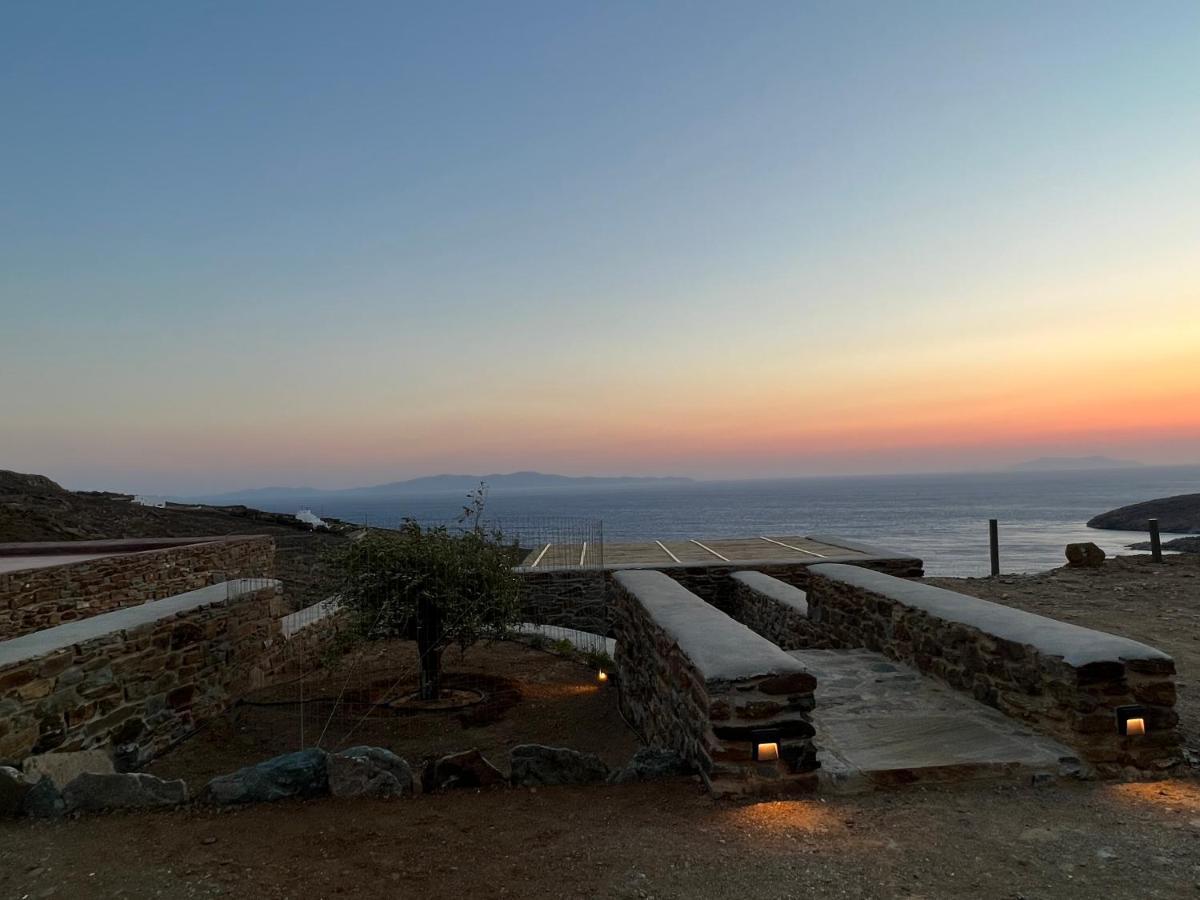 Aerino Seaside Villa Agios Romanos Bagian luar foto